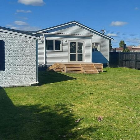 Cozy, New, Private 3 Bedroom Home Хамилтън Екстериор снимка