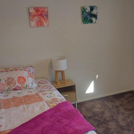 Cozy, New, Private 3 Bedroom Home Хамилтън Екстериор снимка